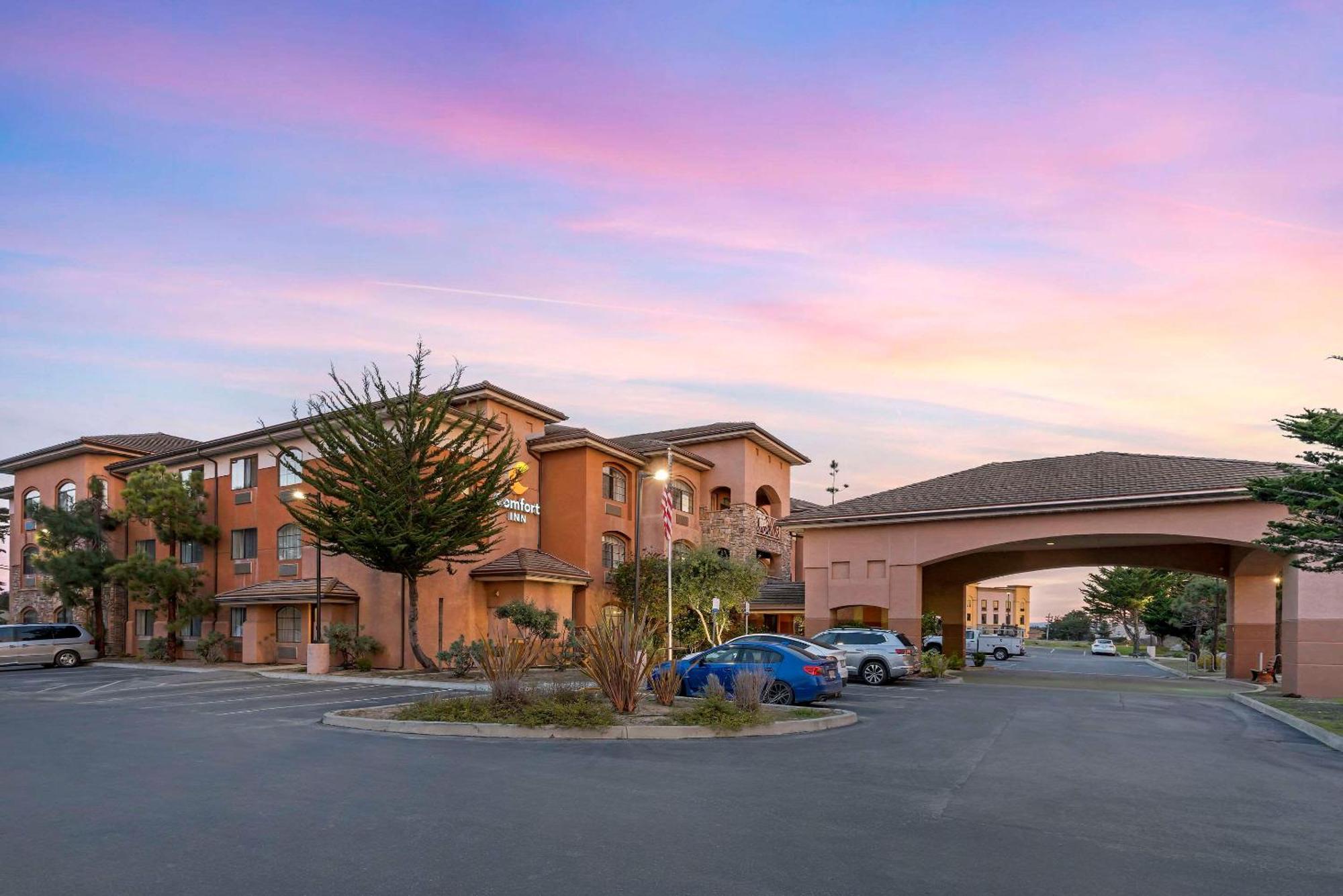 Comfort Inn Marina On The Monterey Bay Esterno foto